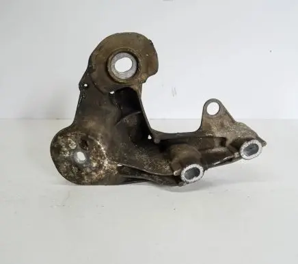 Audi A6 S6 C6 4F Engine mounting bracket 4F0199351AG