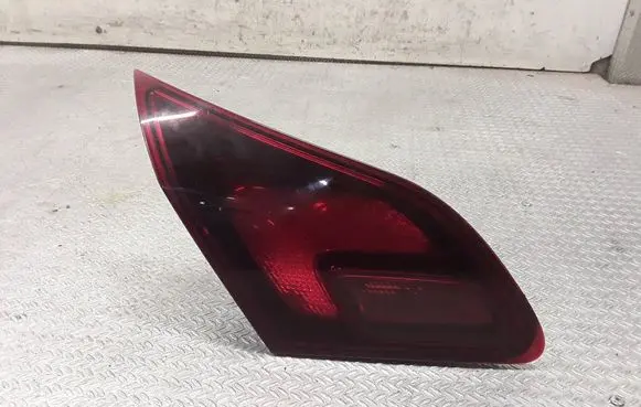 Opel Astra J Tailgate rear/tail lights