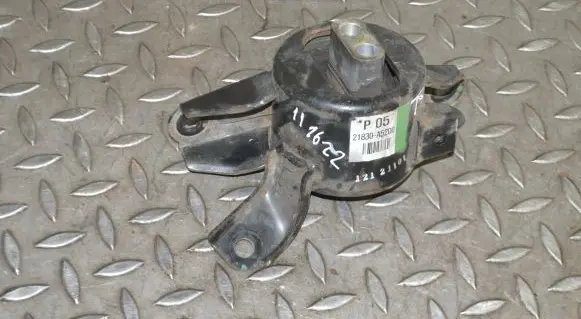 Hyundai i30 Engine mount bracket 21830A5200