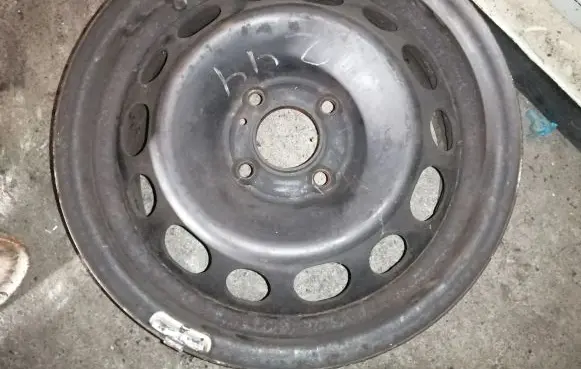 Peugeot Partner R15 steel rim 