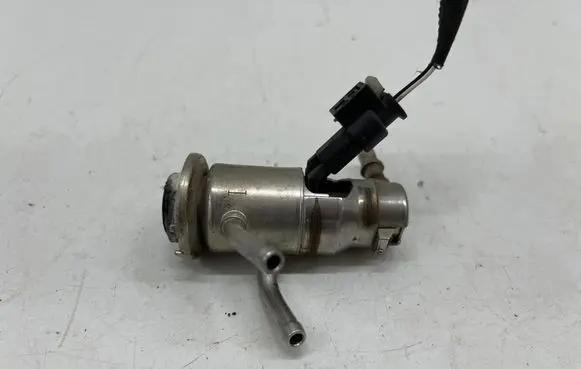 Mercedes-Benz Vito Viano W447 AdBlue injector A0004904100