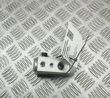 KIA EV6 Air conditioning (A/C) expansion valve T416231641 EGH15M057