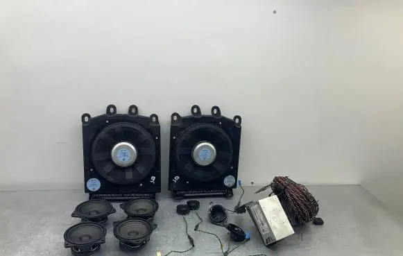 BMW 5 E60 E61 Audio system kit 9143142 61928910 217BM083