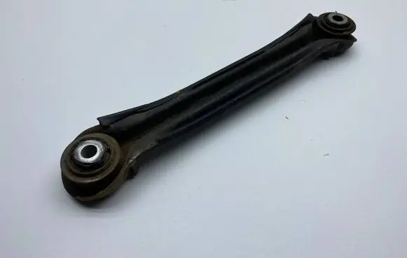 Rear upper control arm/wishbone