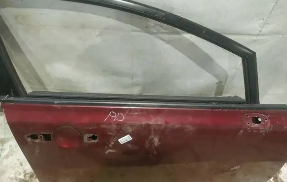 Honda Civic Front door glass trim molding 