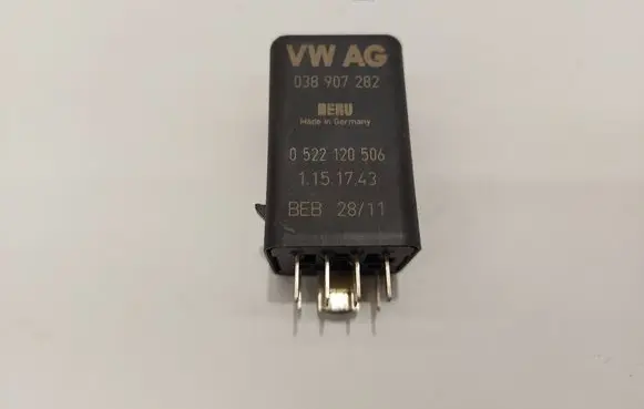 Glow plug pre-heat relay