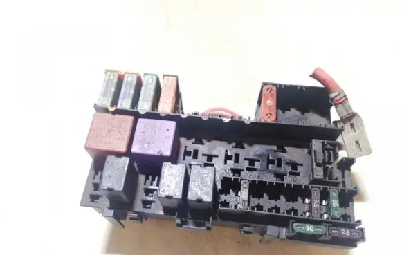 Renault Scenic I Fuse box set 7703497782