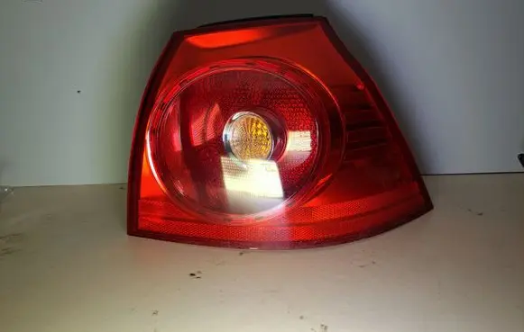 Volkswagen Golf V Rear/tail lights 1K6945112C 1K6945096J 1K6945112
