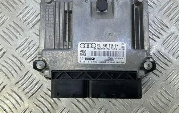 Audi Q3 8U Engine control unit/module ECU 03L906018PH