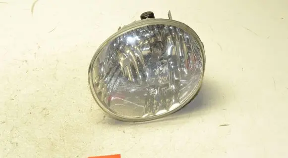 Toyota Avensis T250 Front fog light