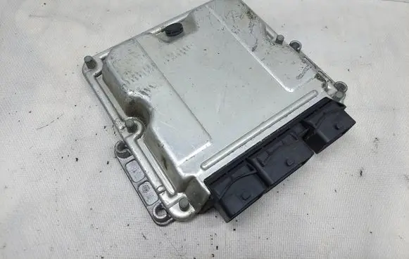 Citroen Xsara Engine control unit/module 9647693180