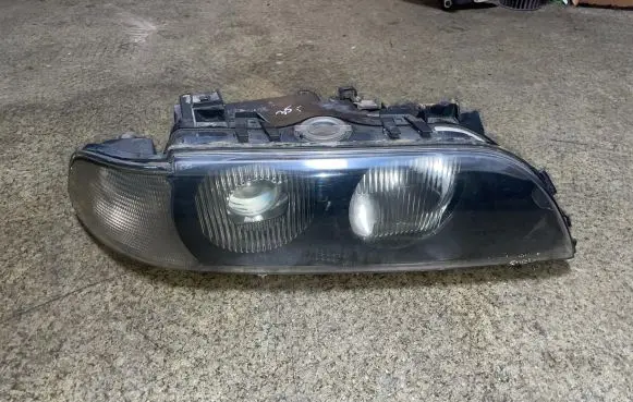 BMW 5 E39 Headlight/headlamp 010298
