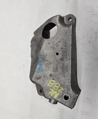 BMW 5 F10 F11 Engine mounting bracket 6781241