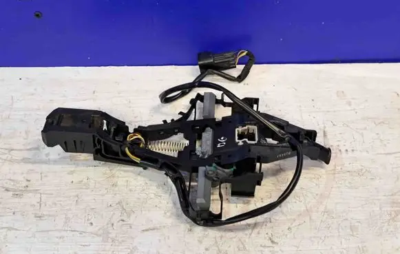 Volvo XC70 Rear door interior handle 30784205