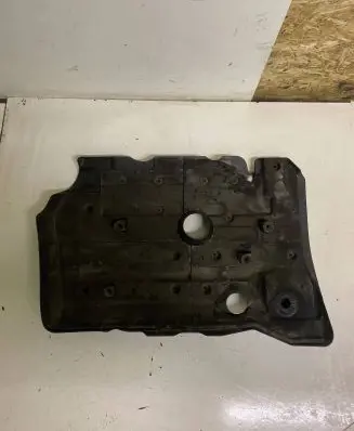 Toyota Corolla Verso AR10 Engine cover (trim)