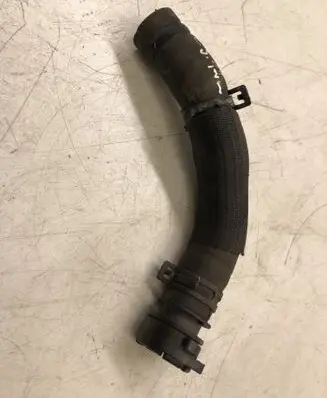 Brake vacuum hose/pipe