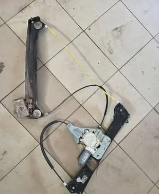 BMW 6 E63 E64 Front door window regulator with motor 7184347 6981143 979052100