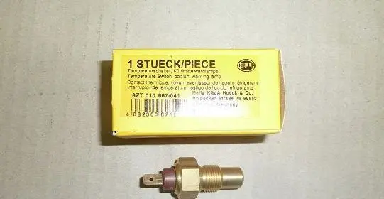 Audi 80 90 B2 Coolant temperature sensor 6ZT010967-041
