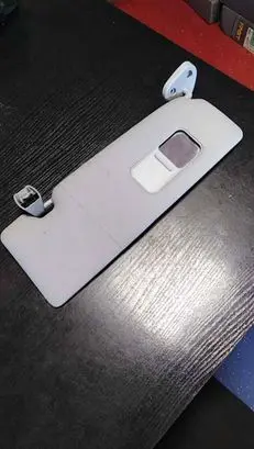 BMW 1 E81 E87 Sun visor 7252500