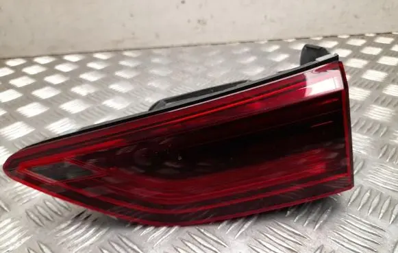 Volkswagen Golf VIII Rear/tail lights 5H0945094D