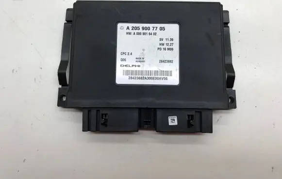 Mercedes-Benz C W205 Gearbox control unit/module A2059007705 A0009016402
