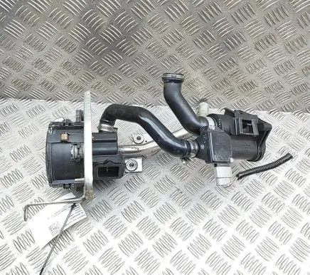 Nissan GT-R Secondary air pump 14810JF03B 226802J200