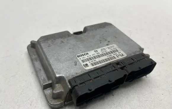 Opel Frontera B Engine control unit/module 28SA4715 24417201 0281010451