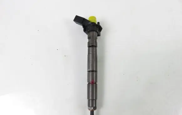 Audi A5 8T 8F Fuel injector 0445115058 057130277AG