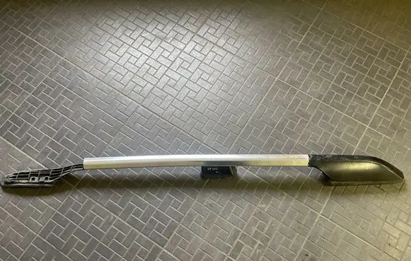 Toyota Land Cruiser (J120) Roof bar rail