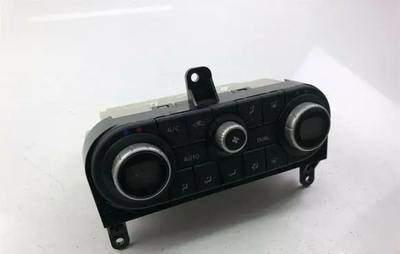 Nissan Qashqai+2 Climate control unit 27500BR40C G867
