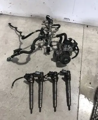 Audi A3 S3 8V Fuel injection system set 04L130277G 0445110477 04L130755D