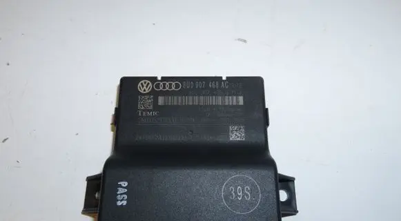 Audi A1 Gateway control module 8U0907468AC