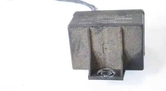 Jaguar XF X250 Glow plug pre-heat relay 0281003048 9X2Q12B533BB