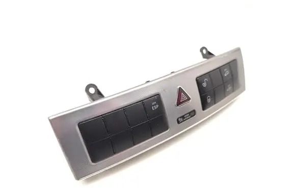 Mercedes-Benz C W203 Hazard light switch 2038707910 33635703