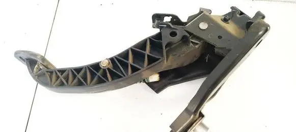 Ford Mondeo MK IV Clutch pedal 7G9N7B633AGA