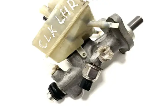 Mercedes-Benz CLK A209 C209 Master brake cylinder A2034300002