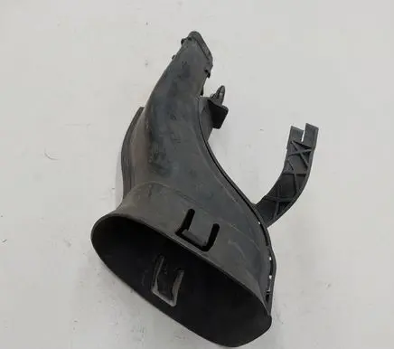 Brake cooling air channel/duct