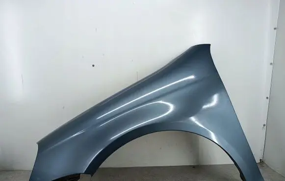 Volkswagen Jetta V Fender LA6R