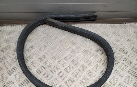 Volkswagen Atlas Engine compartment rubber 3CM823723