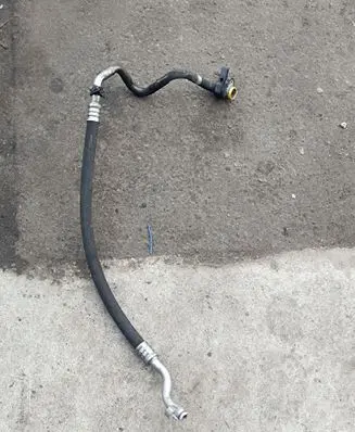 Air conditioning (A/C) pipe/hose