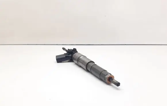 BMW 5 E60 E61 Fuel injector 7796042 0445115050