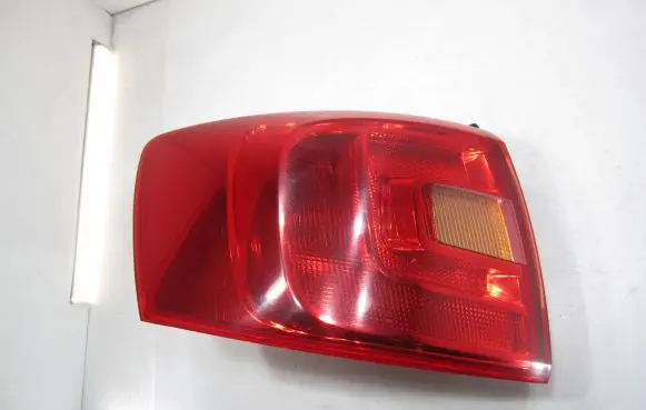 Volkswagen Jetta VI Rear/tail lights
