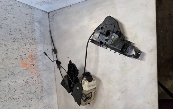 Rear door lock