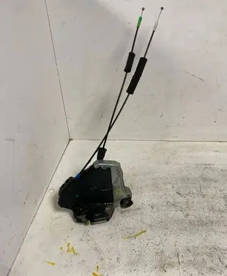 Lexus RX 450H Front door lock A046693 9D0818
