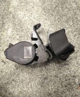 Renault Master II Front seatbelt buckle