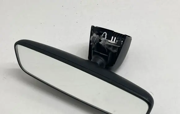 Audi Q3 F3 Rear view mirror (interior) 8S0857511L 89001543 21128S0