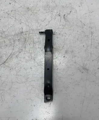Porsche Macan (95B) Radiator support slam panel bracket 95B805528