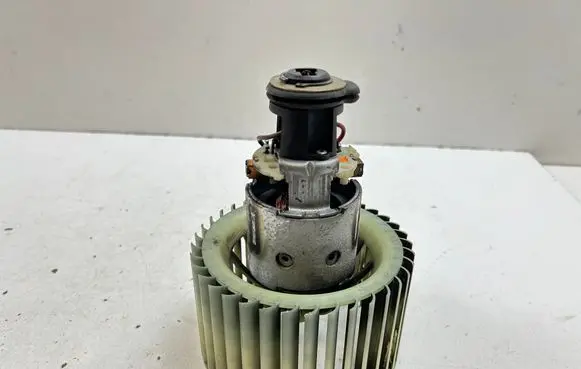 Heater fan/blower