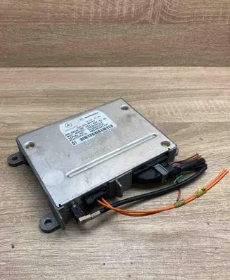 Mercedes-Benz E W211 Bluetooth control unit module A2118209285