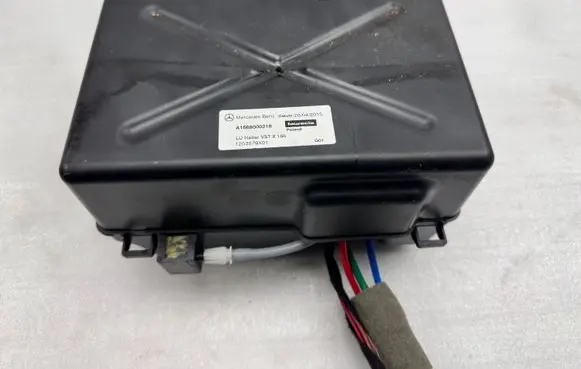 Mercedes-Benz GL X166 Secondary air pump A0008005648